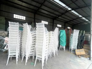 Ghế Tiffany Nhựa Bóng Nguyên Khối 04 Thanh Giằng Xcom 15 ghe tiffany nhua mau trang 9