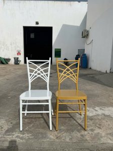 Ghế X-One Sắt Sơn Tĩnh Điện Lưng Đan Chéo 6 Cận cảnh khung chân sắt sơn tĩnh điện 7 thanh giằng dày 1ly2 của ghế x-one