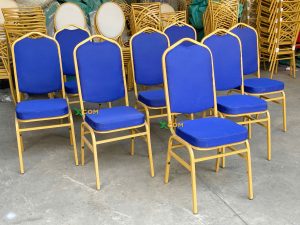 Khung sắt sơn tĩnh điện kiên cố chịu lực cực tốt của ghế banquet