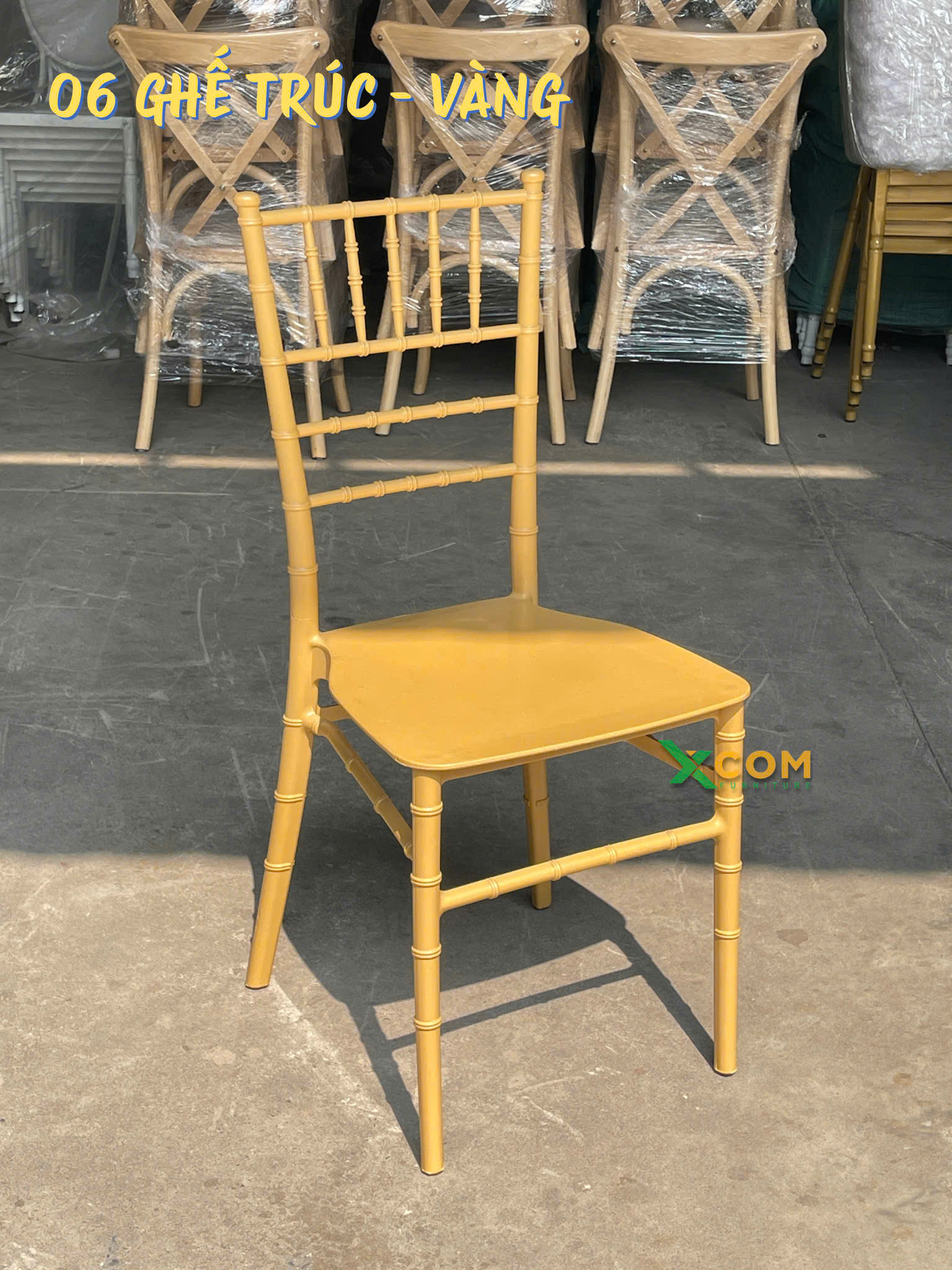 ghe (6) ghế nhựa màu vàng dồng