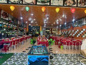 Setup Ghế Tiffany Nhựa Tại Cơm Niêu Vĩnh Lợi Cam Ranh