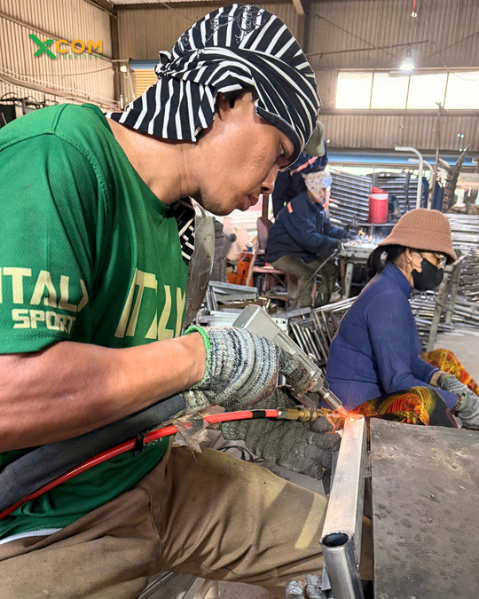nhà máy sản xuất ghế sự kiện